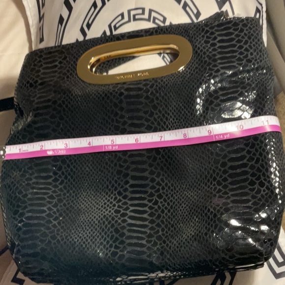 MICHAEL Michael Kors Black and Gold Shoulder Bag - Picture 7 of 10